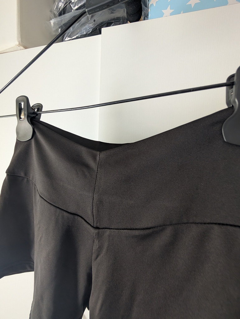Conjunto Black Crown Himba Negro/Blanco Talla XS