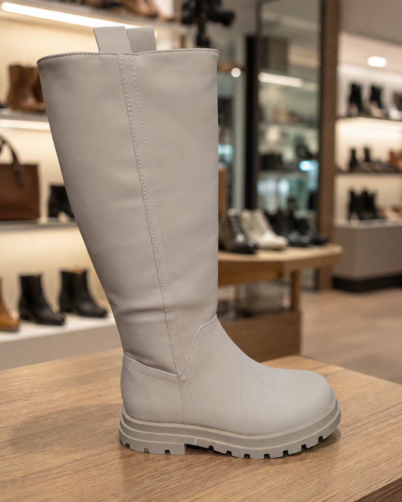 Bota alta Little Lolita Beige · Talla 36