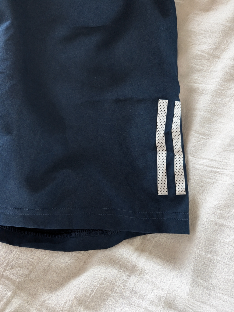 Short Adidas Club 3 Stripes Short Navy – Talla S
