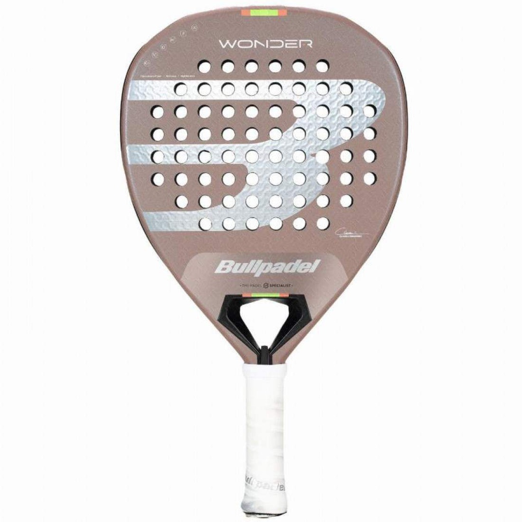 Pala Bullpadel Claudia Fernandez Wonder 2026